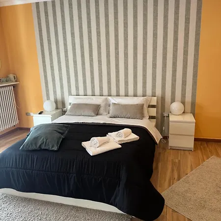 Couette-café Casina Dei Marsi 3*