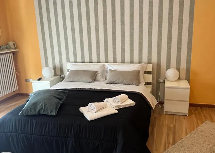 ベッド・アンド・ブレックファスト Casina Dei Marsi 3*