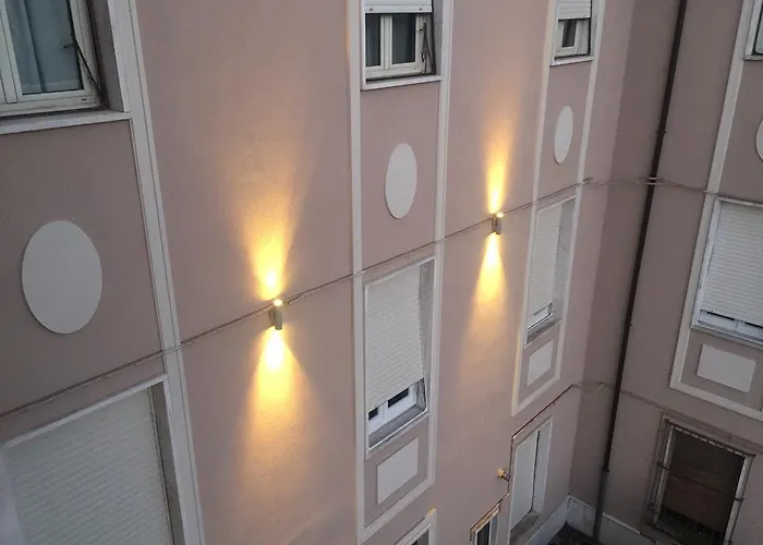 Casina Dei Marsi ベッド・アンド・ブレックファスト アヴェッツァーノ